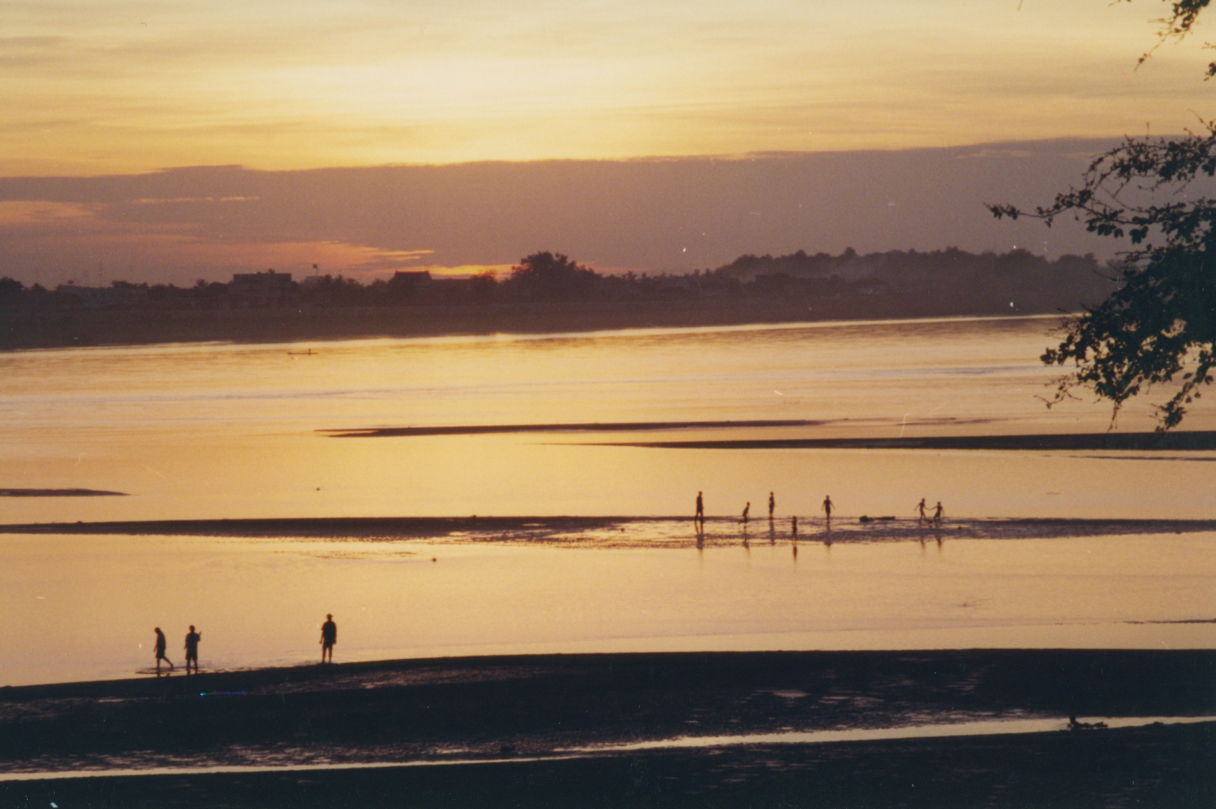 vientiane mekong fluss