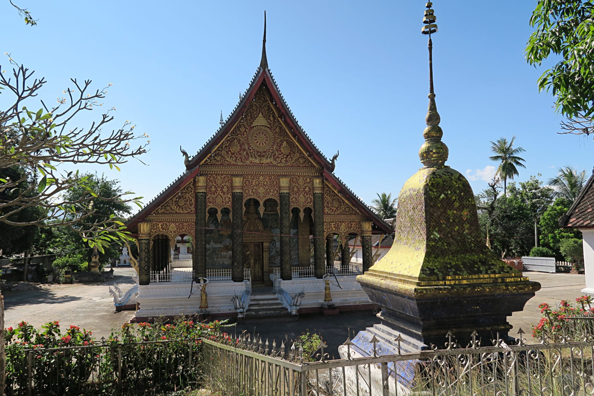 laos_luang_prabang_wat
